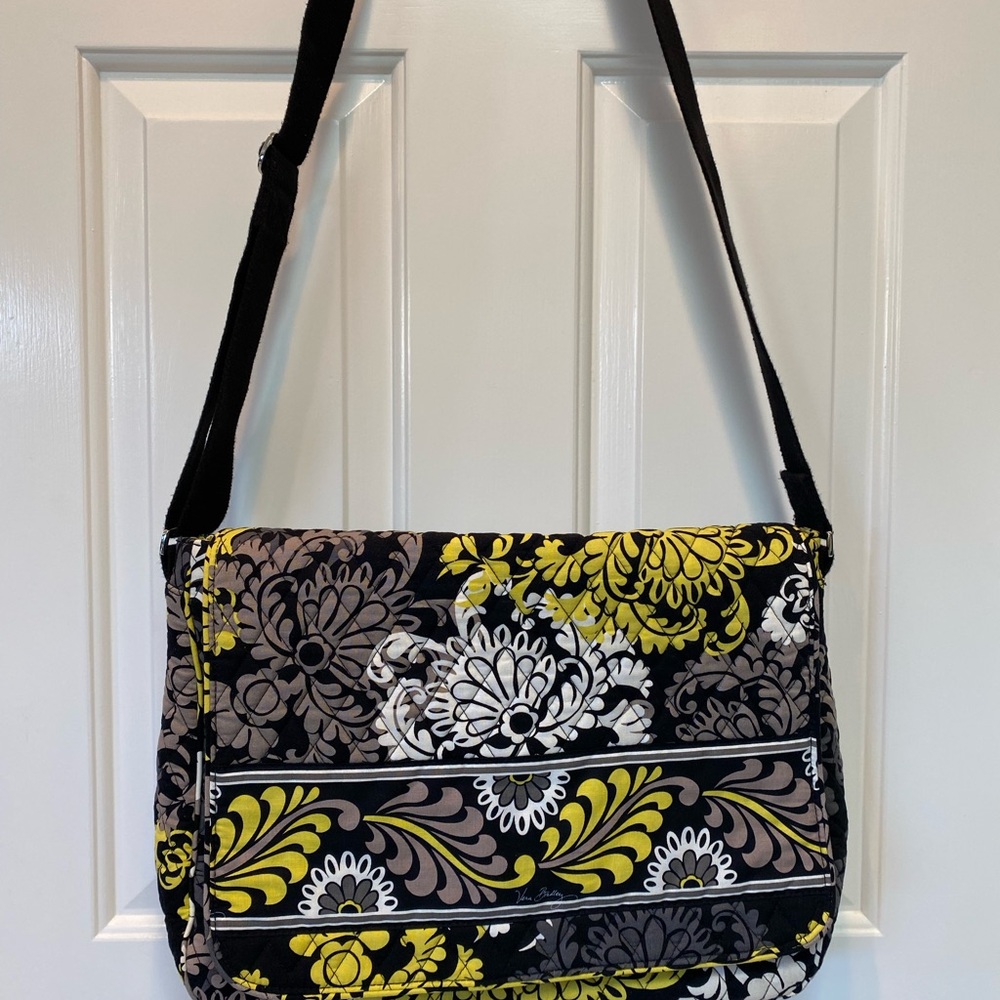 Vera Bradley Baroque Pattern Bag w/ Shoulder Strap NWOT